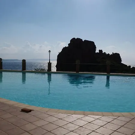 Feriehus A Strapiombo Sul Mare Tanca Piras *
