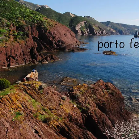 A Strapiombo Sul Mare Tanca Piras
