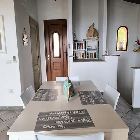 Tatil Evi A Strapiombo Sul Mare Tanca Piras