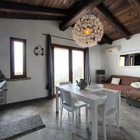 Tatil Evi A Strapiombo Sul Mare Tanca Piras *