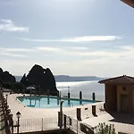 A Strapiombo Sul Mare Tanca Piras 度假居